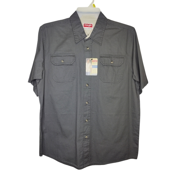 Wrangler Men's Dark Gray Button Up Short Sleeve Double Pocket Shirt Size: Large
